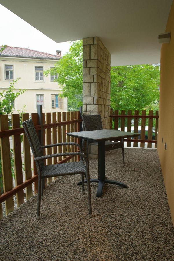 Riverside Apartments Most Na Soci Exterior photo